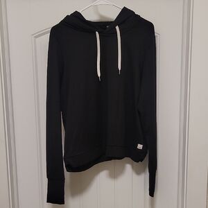 Vuori Women's Hoodie in Black Heather